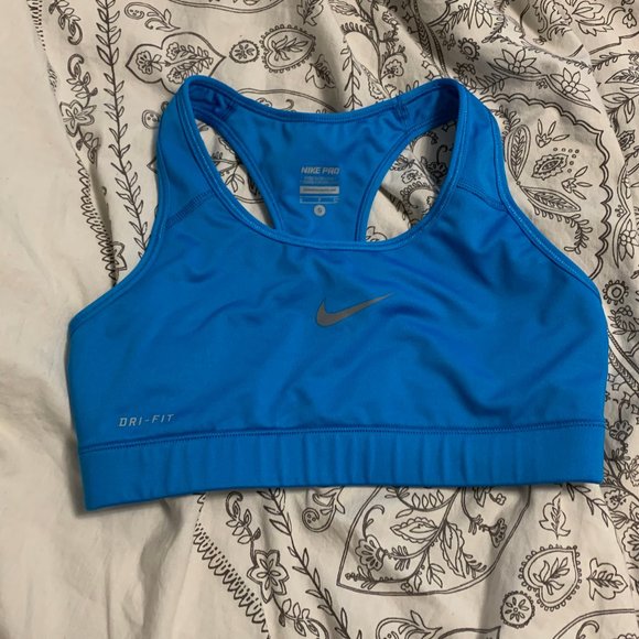 Nike Sportsbra - Picture 1 of 2